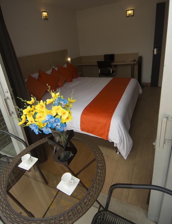 Hotel Granada Plaza Manizales Exterior photo